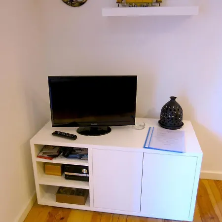 Cozy In Mouraria With Ac Lisboa