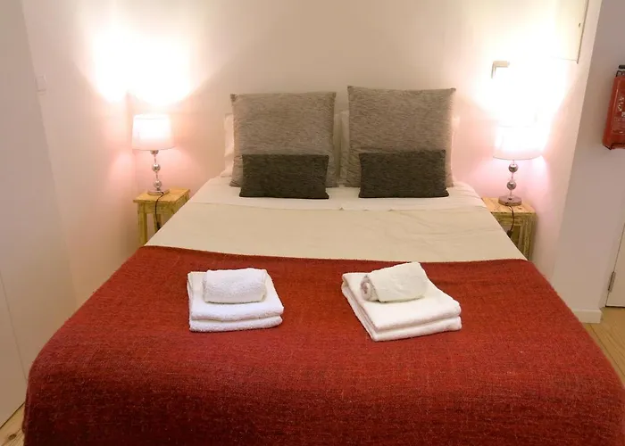 Cozy In Mouraria With Ac * Lisbon